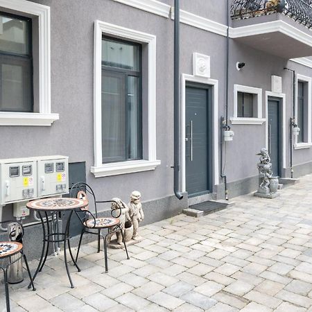 Blue-Line-Apartment-Unirii 布加勒斯特 外观 照片